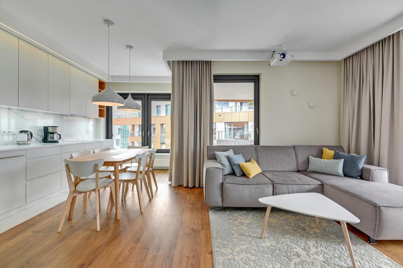 Premium Family & Business Old Town Riverside Apartment With Parking グダニスク エクステリア 写真