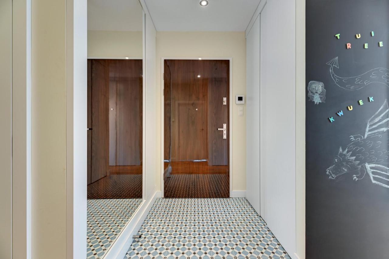 Premium Family & Business Old Town Riverside Apartment With Parking グダニスク エクステリア 写真